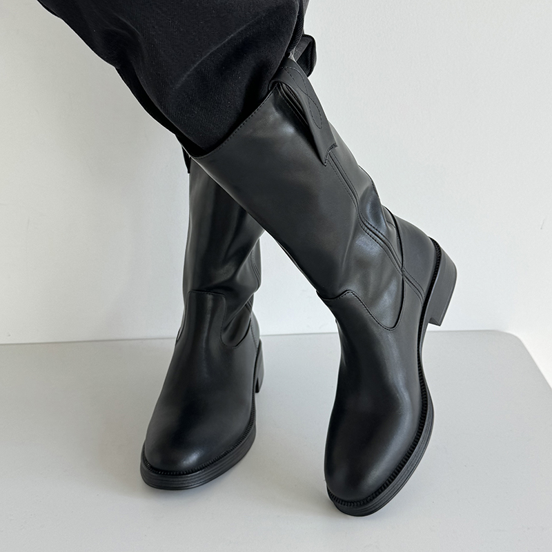2026 New Fashion Short Shoes W - Street Fashion Rome 2026 ulasan dan harga