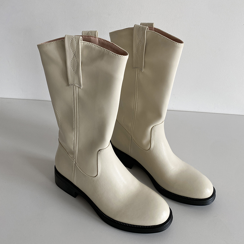 2026 New Fashion Short Shoes W - Street Fashion Rome 2026 ulasan dan harga
