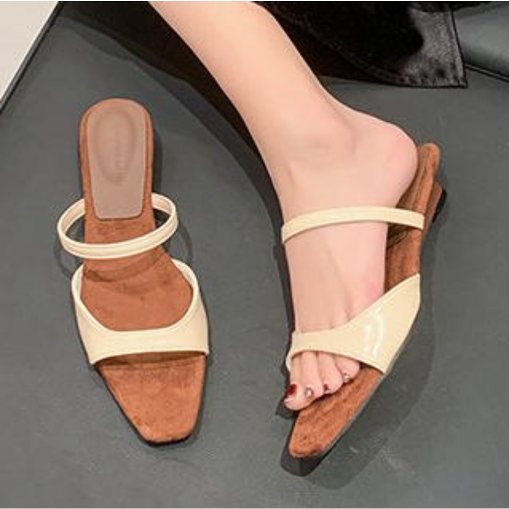 Fashion Designer Women's Squar - Street Fashion Rome 2026 ulasan dan harga
