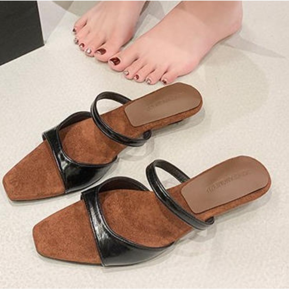 Fashion Designer Women's Squar - Street Fashion Rome 2026 ulasan dan harga