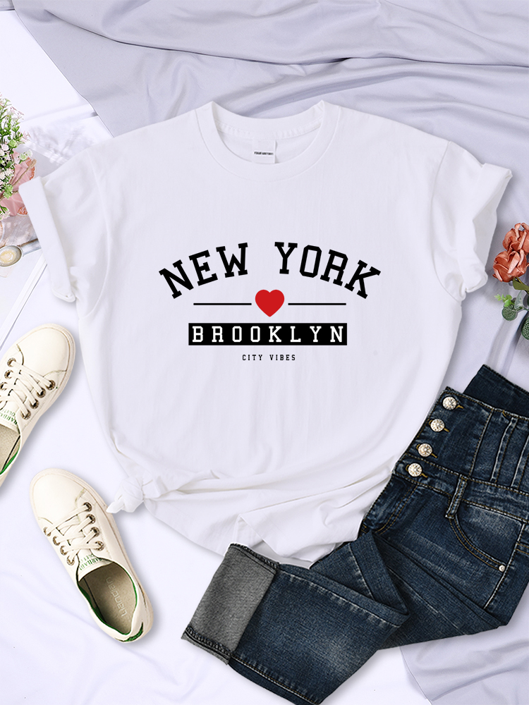 New York Brooklyn City Vibes L - Street Fashion Vibes ulasan dan harga