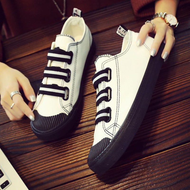 Korean Style Slip-On Canvas Sh - Street Fashion Vibes ulasan dan harga